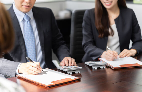 事業承継される方のサポートを行います | 税務・財務のお困りごとは大東市の松井孝允税理士事務所へ